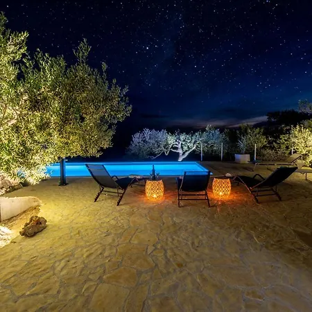 Kuca Sunca * Sutivan