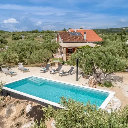 Kuca Sunca Vikendica